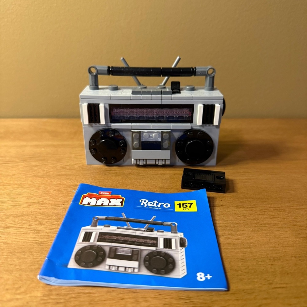Zuru MAX Retro Collection Boombox Building Set 157 Pcs Grey 80s Style Radio Toy